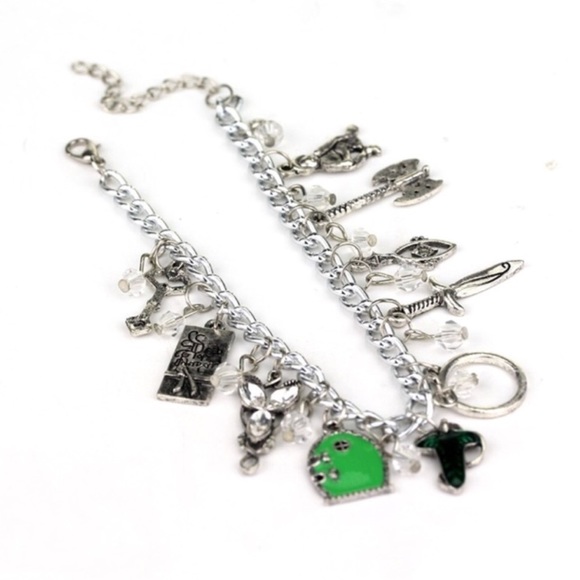 Lord of the Rings Charm Bracelet - Picture 2 of 3